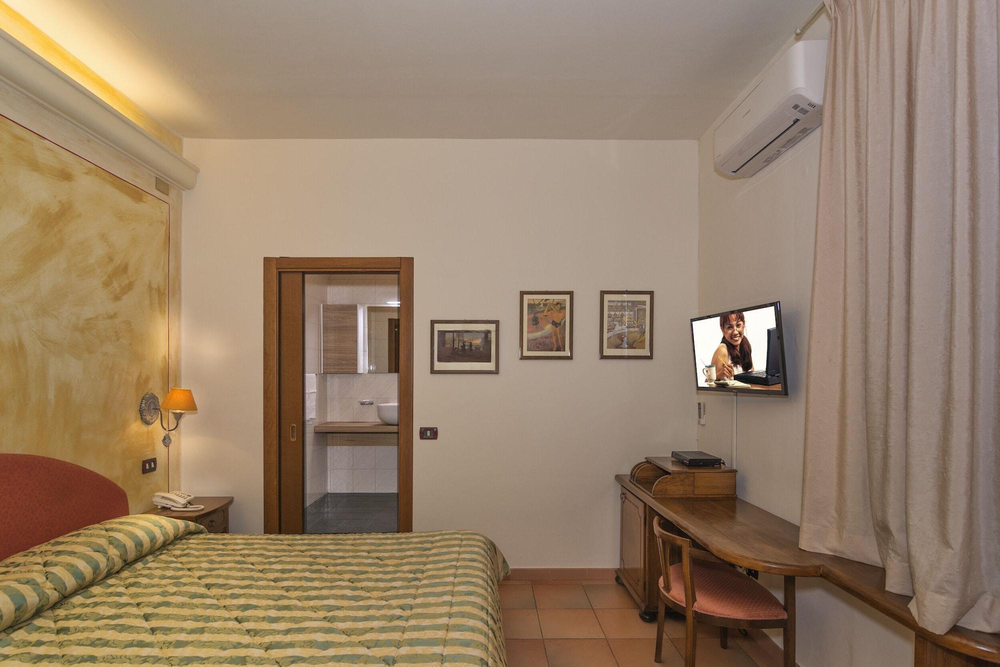Hotel Ristorante Da Carlos Santa Maria Giudice Eksteriør billede