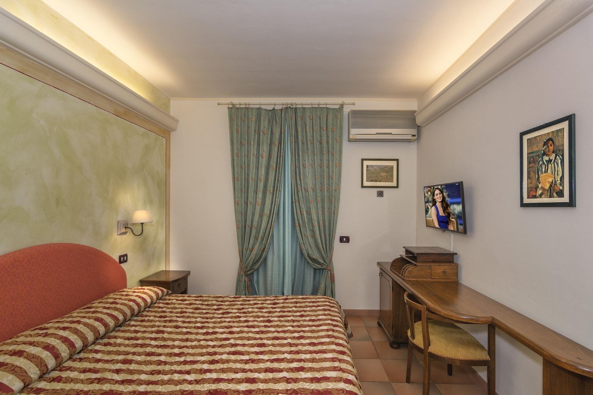Hotel Ristorante Da Carlos Santa Maria Giudice Eksteriør billede
