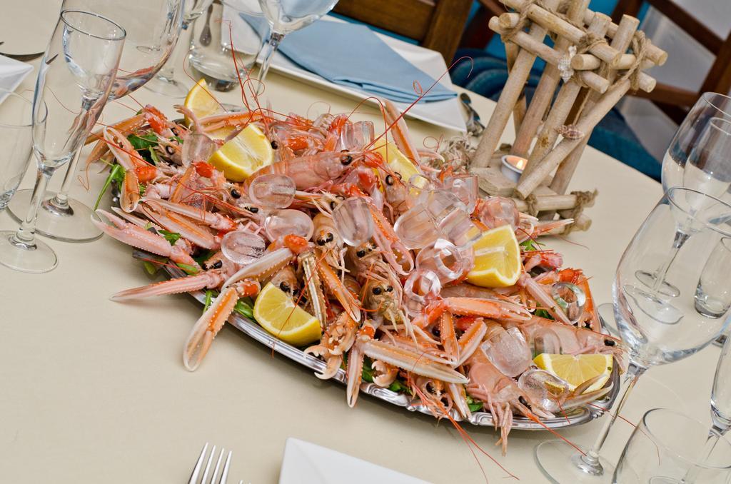 Hotel Ristorante Da Carlos Santa Maria Giudice Eksteriør billede