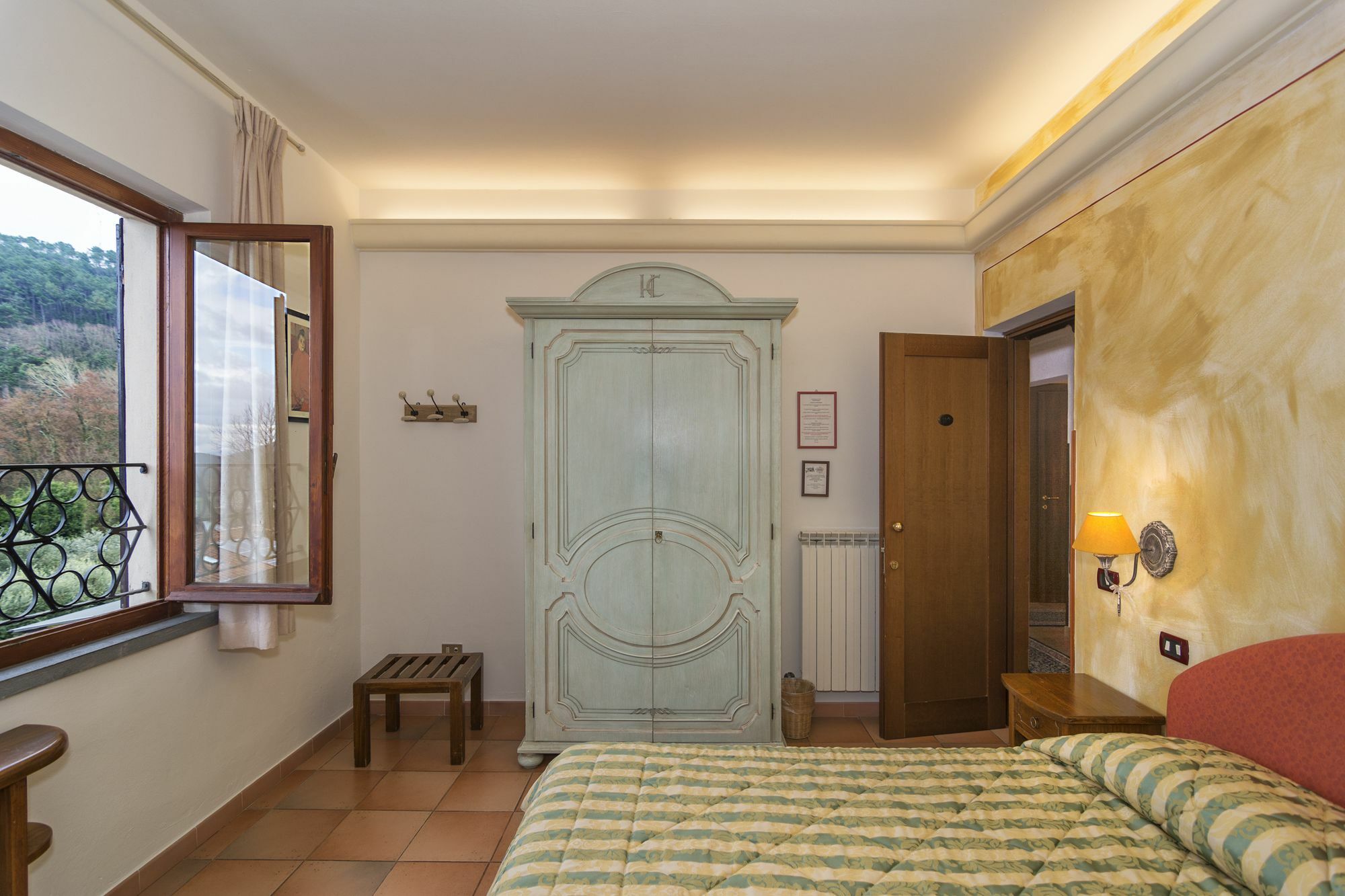 Hotel Ristorante Da Carlos Santa Maria Giudice Eksteriør billede